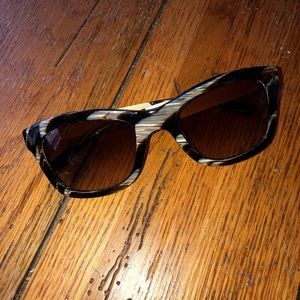Tory Burch tortoise shell stripe sunglasses TY7042